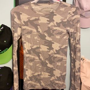 Camo long-sleeve